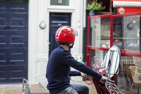 Zo luister je onbezorgd muziek tijdens het rijden!